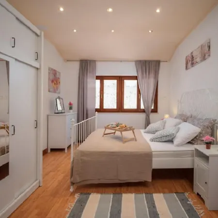 Vakantiehuis Chiara Rogovici